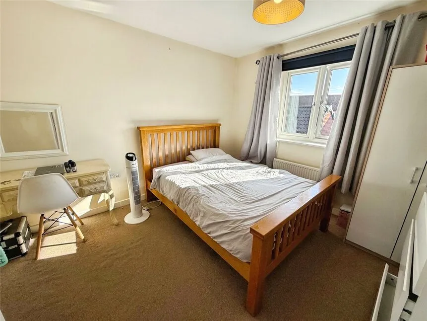 Honeysuckle Road, Witham St. Hughs, LN6, photo 4