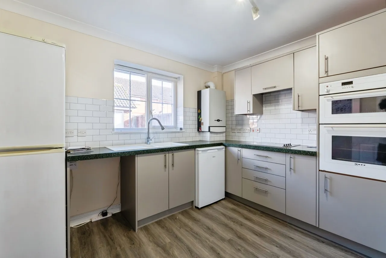 Oakleigh Drive, Swaffham, PE37, photo 2