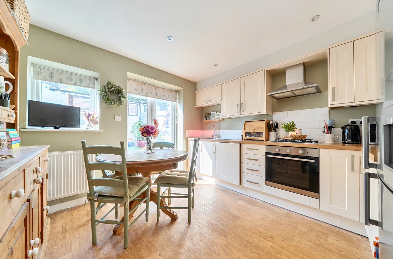 Highbury Place, Wadhurst, TN5, photo 2