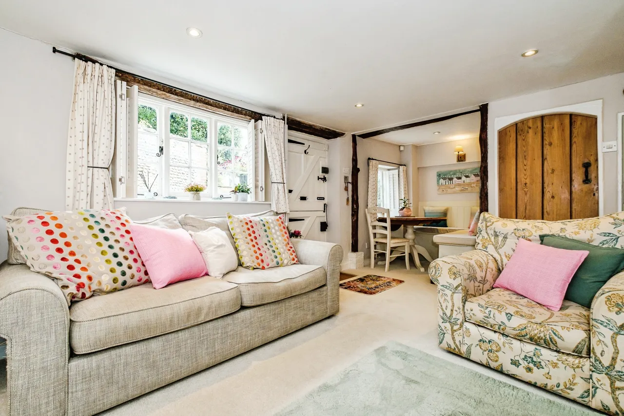 Bakers Arms Hill, Arundel, BN18, photo 5
