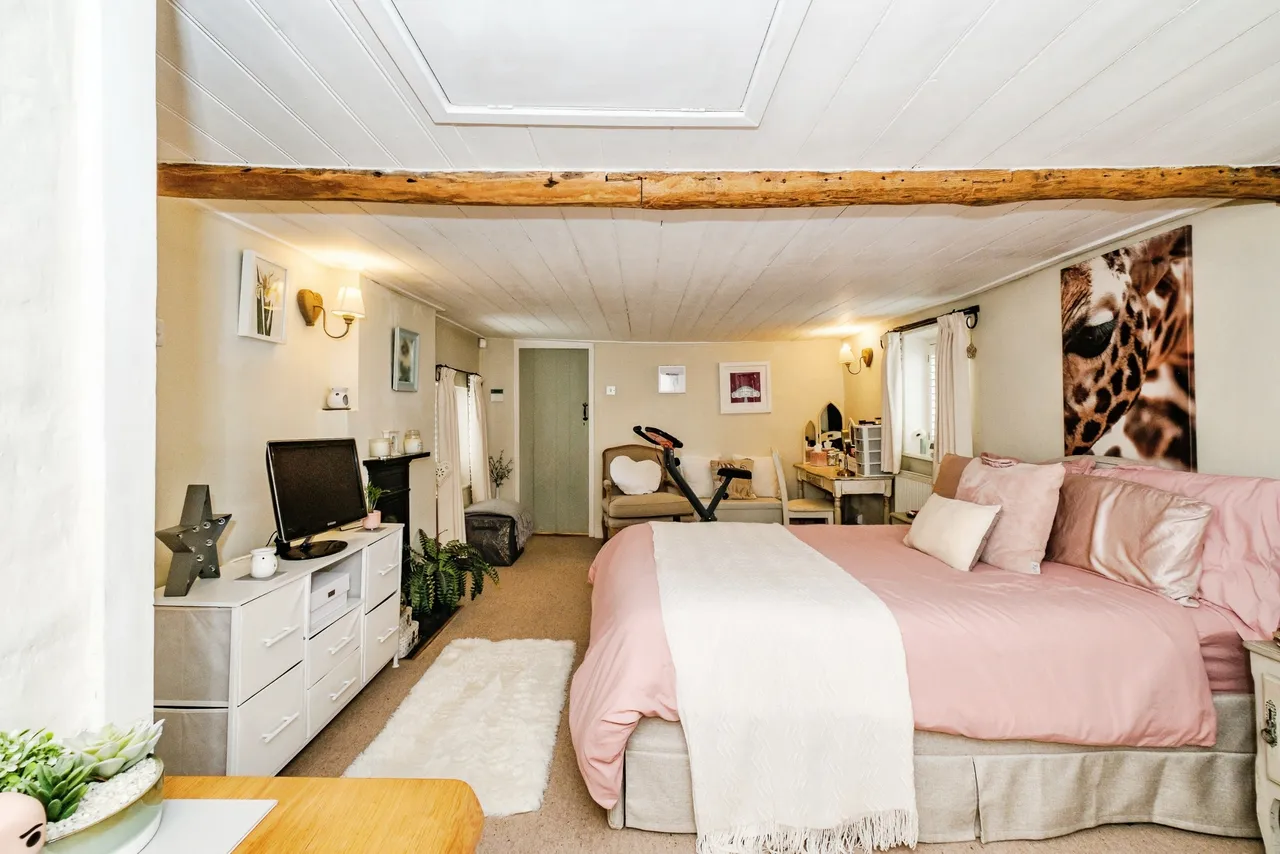 Bakers Arms Hill, Arundel, BN18, photo 9