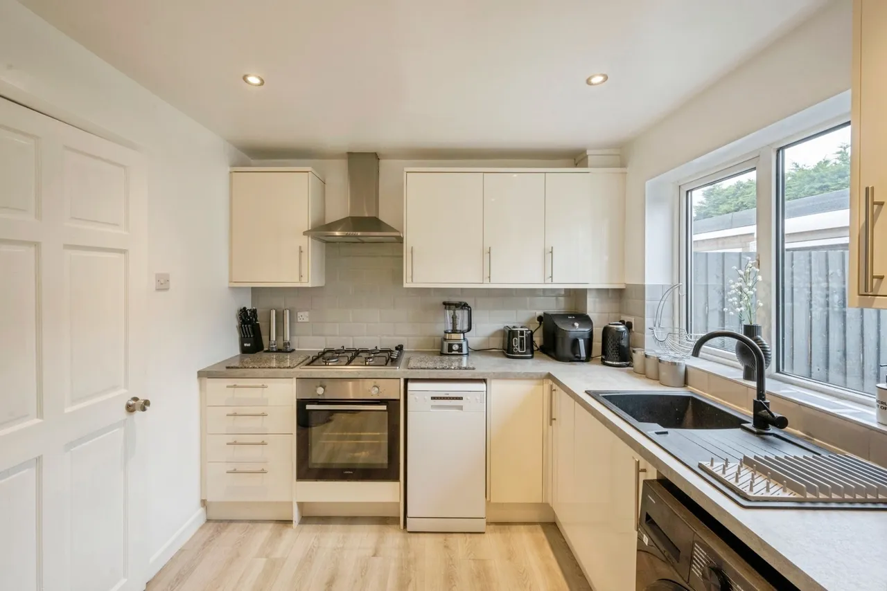 Curzen Crescent, Kirk Sandall, Doncaster, South Yorkshire, DN3, photo 4
