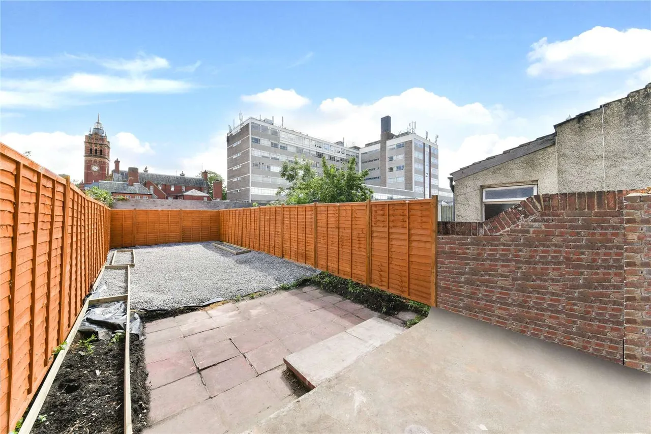 St. Bartholomew's Road, London, E6, photo 12