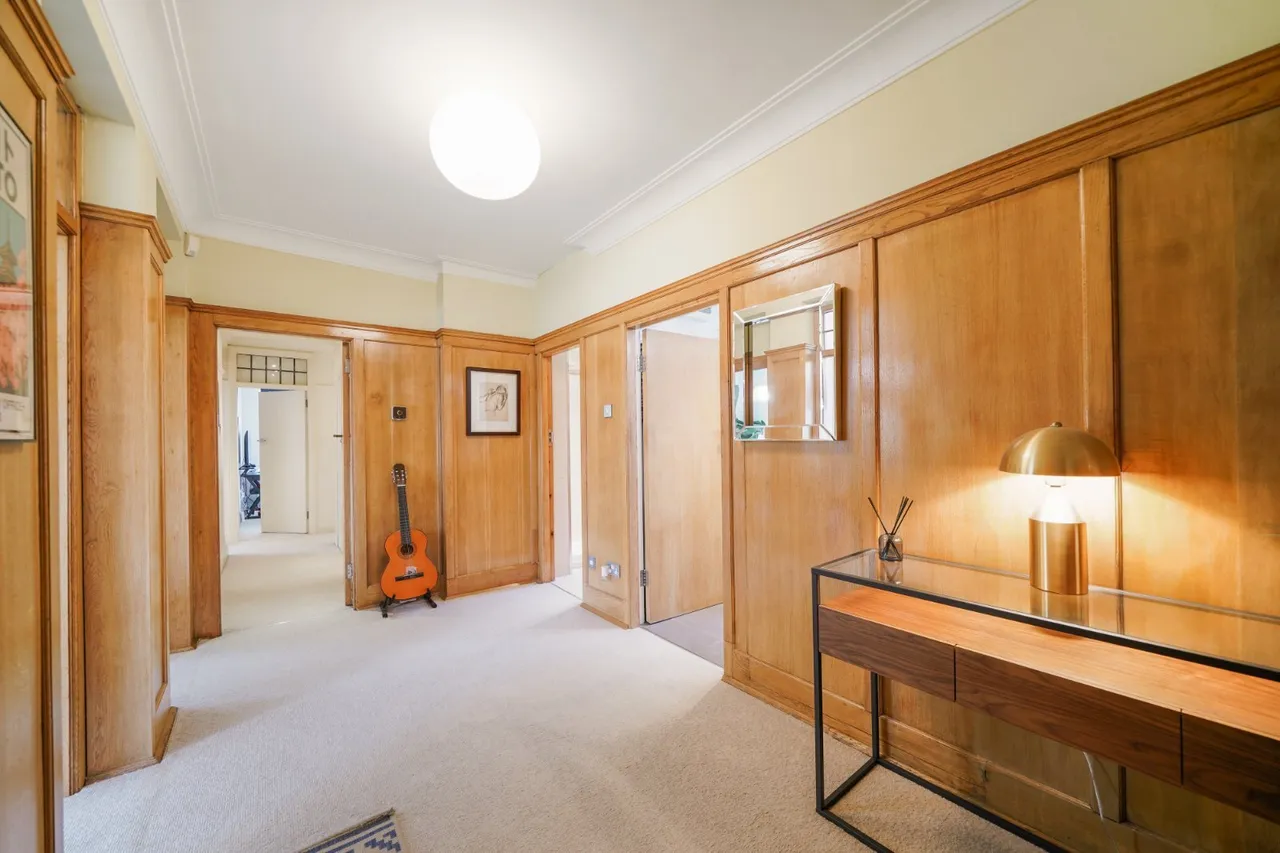 Keble House, Manor Fields, SW15, photo 2