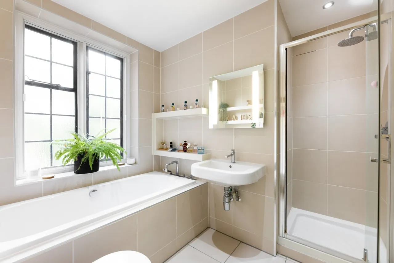 Keble House, Manor Fields, SW15, photo 6
