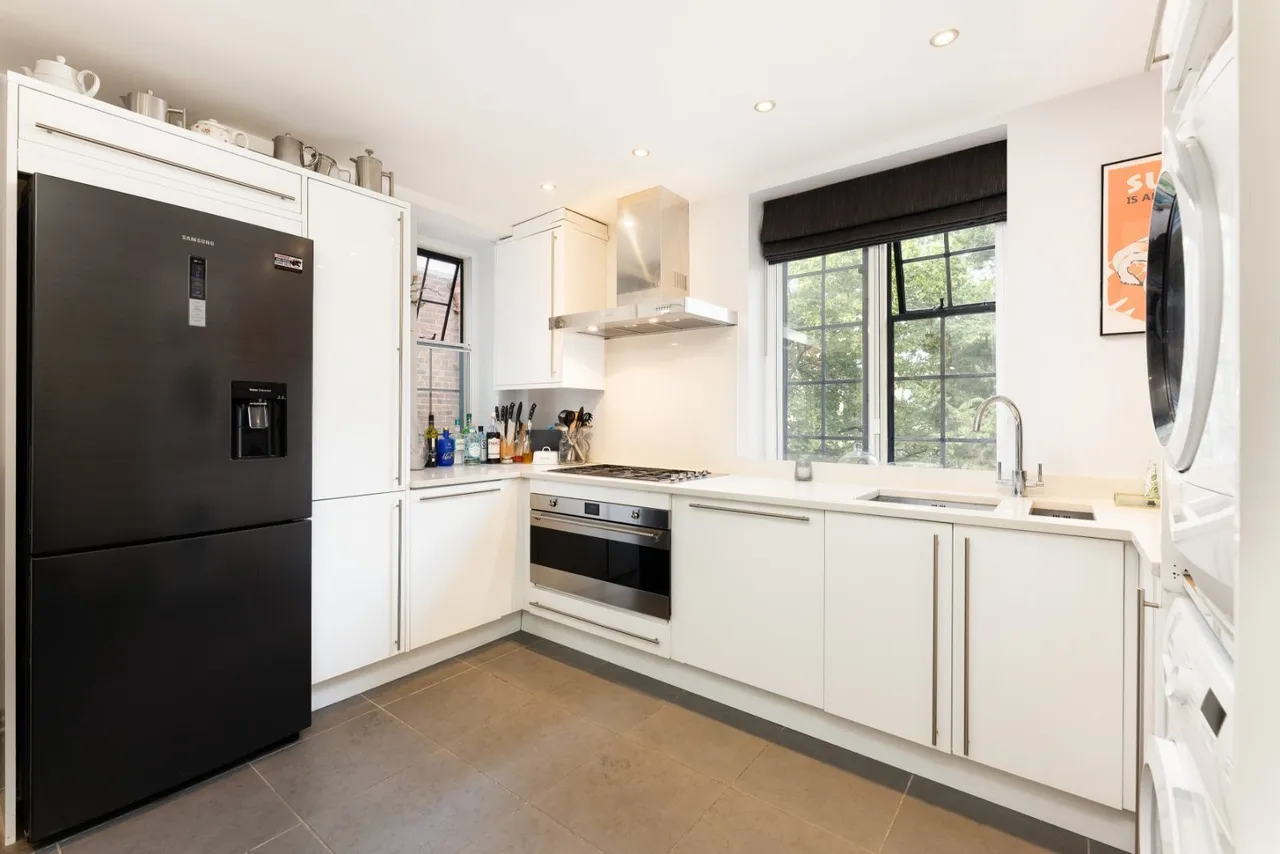 Keble House, Manor Fields, SW15, photo 4
