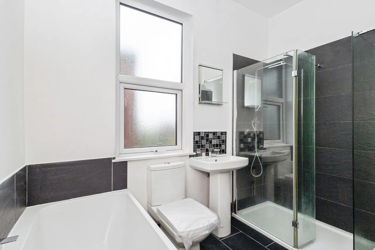French Barn Lane, Manchester, Lancashire, M9, photo 8