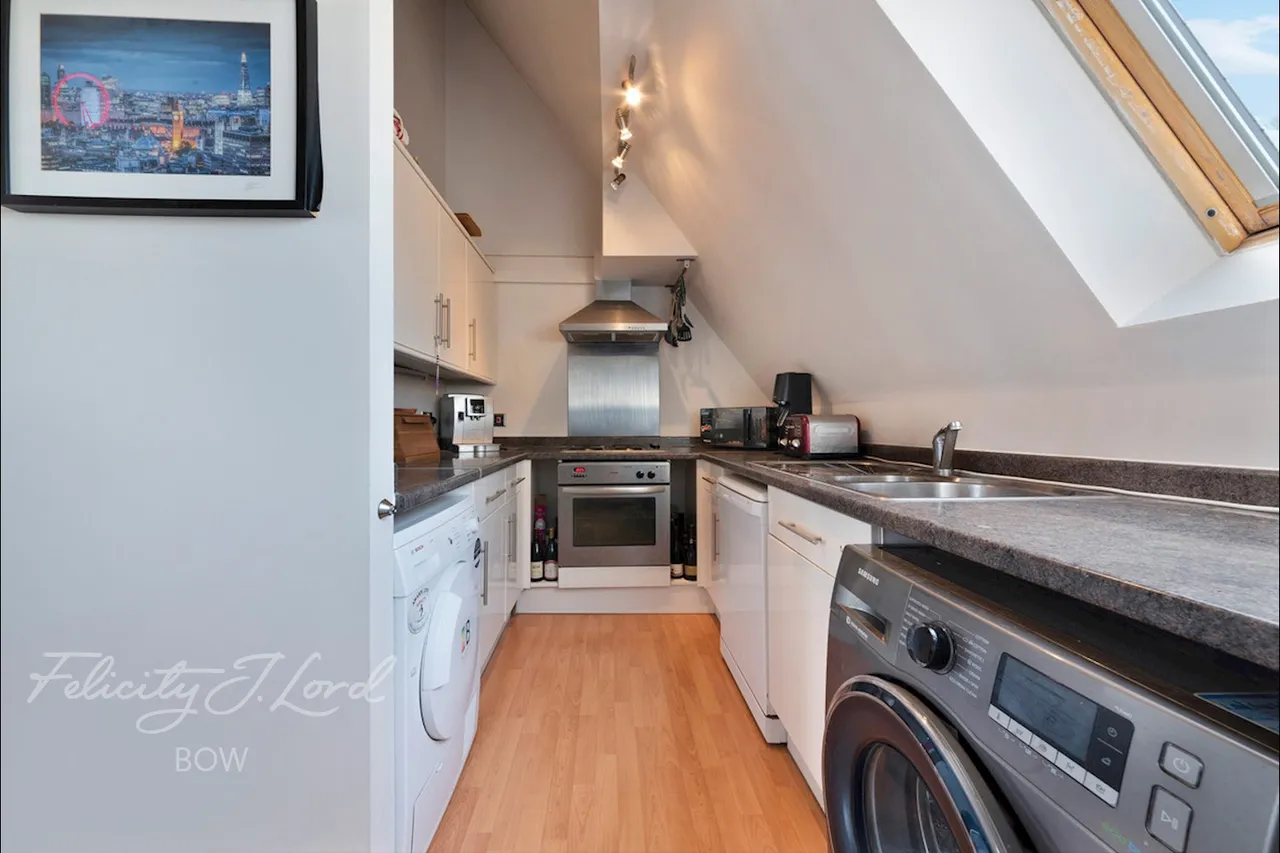 gladstone Place, London, photo 6