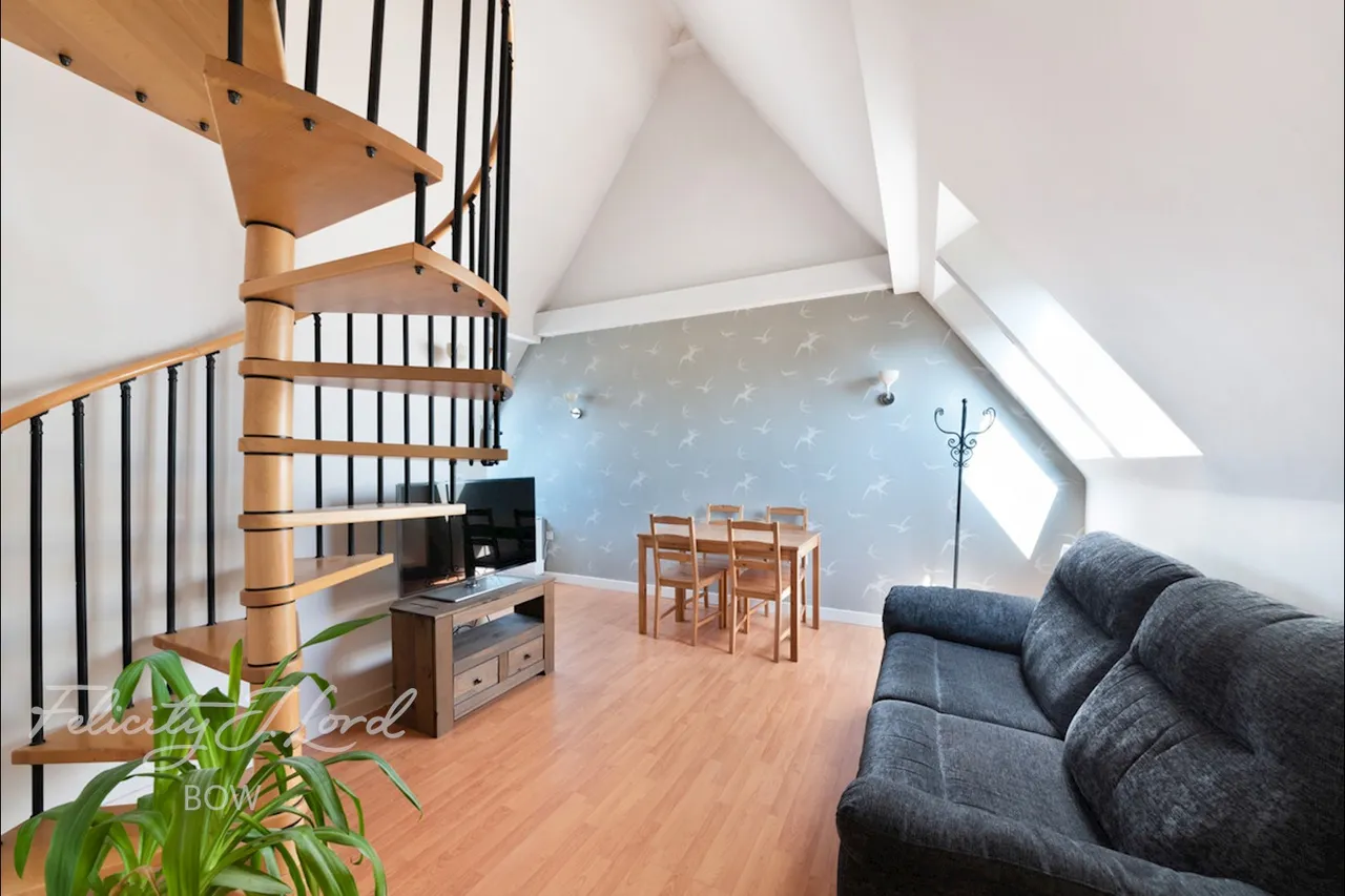 gladstone Place, London, photo 7