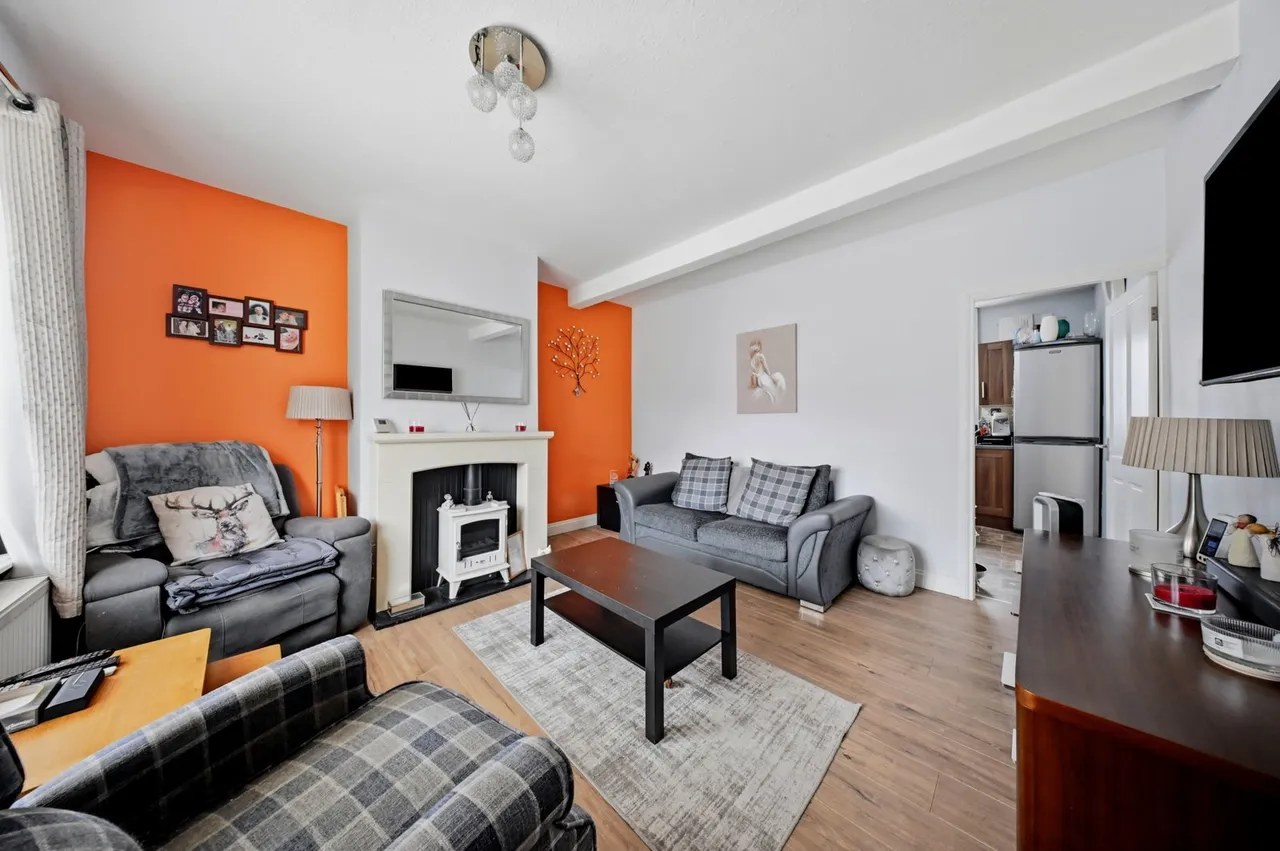 Alexandra Road, Worsley, M28, photo 4