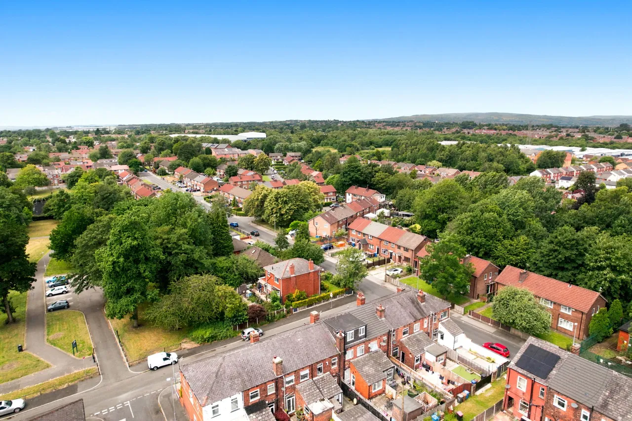 Alexandra Road, Worsley, M28, photo 20