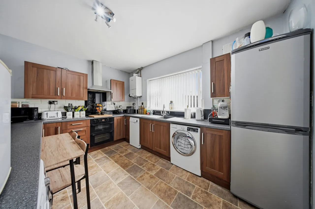 Alexandra Road, Worsley, M28, photo 5