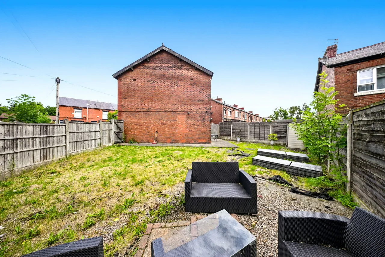 Alexandra Road, Worsley, M28, photo 15