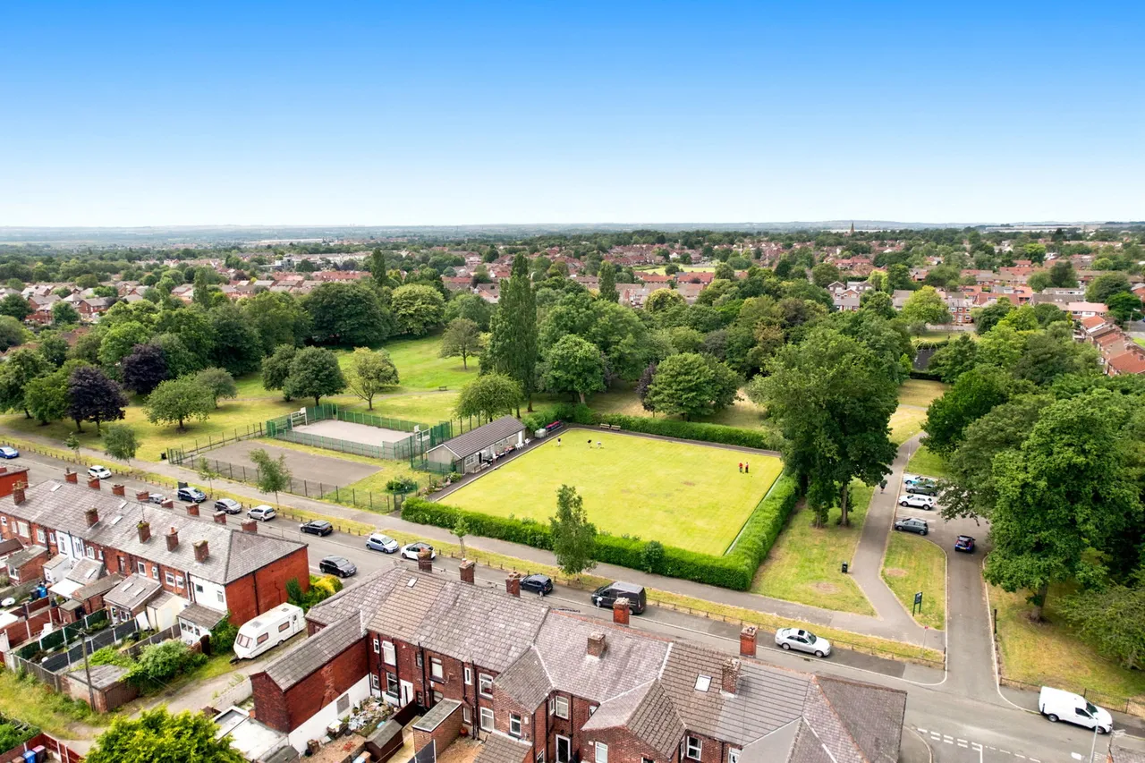 Alexandra Road, Worsley, M28, photo 18