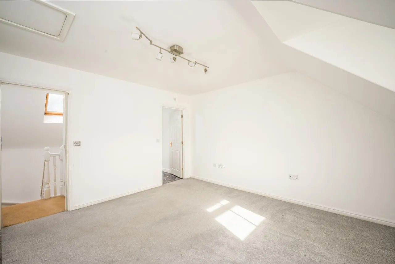 Hawksworth Crescent, Birmingham, B37, photo 19