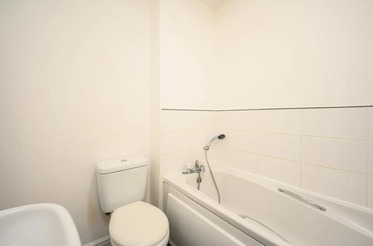 Hawksworth Crescent, Birmingham, B37, photo 15