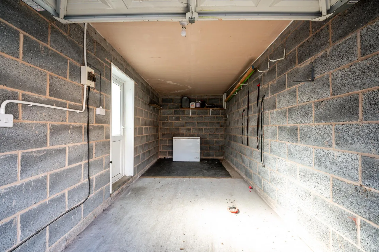 Hawksworth Crescent, Birmingham, B37, photo 25