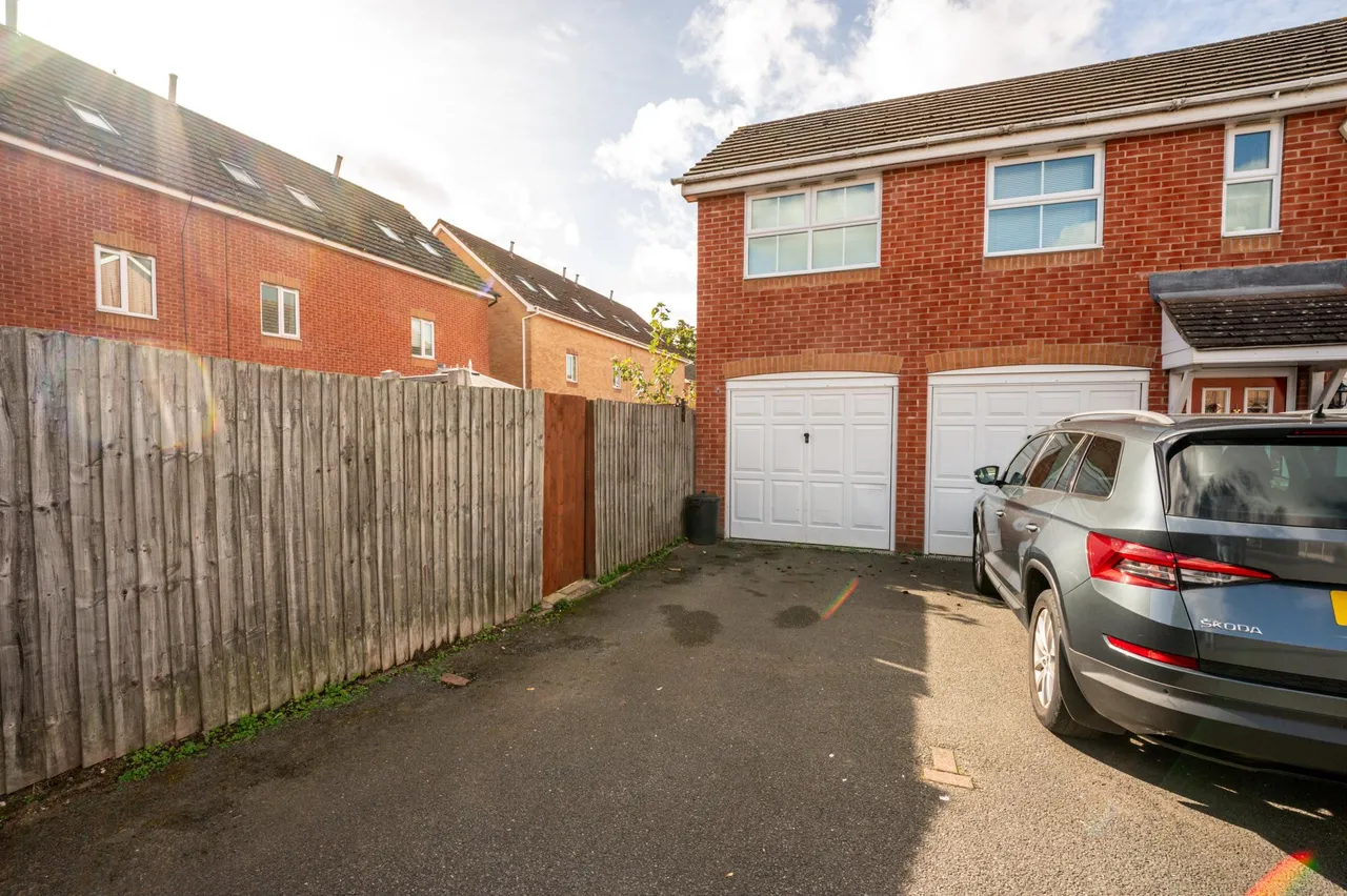 Hawksworth Crescent, Birmingham, B37, photo 24