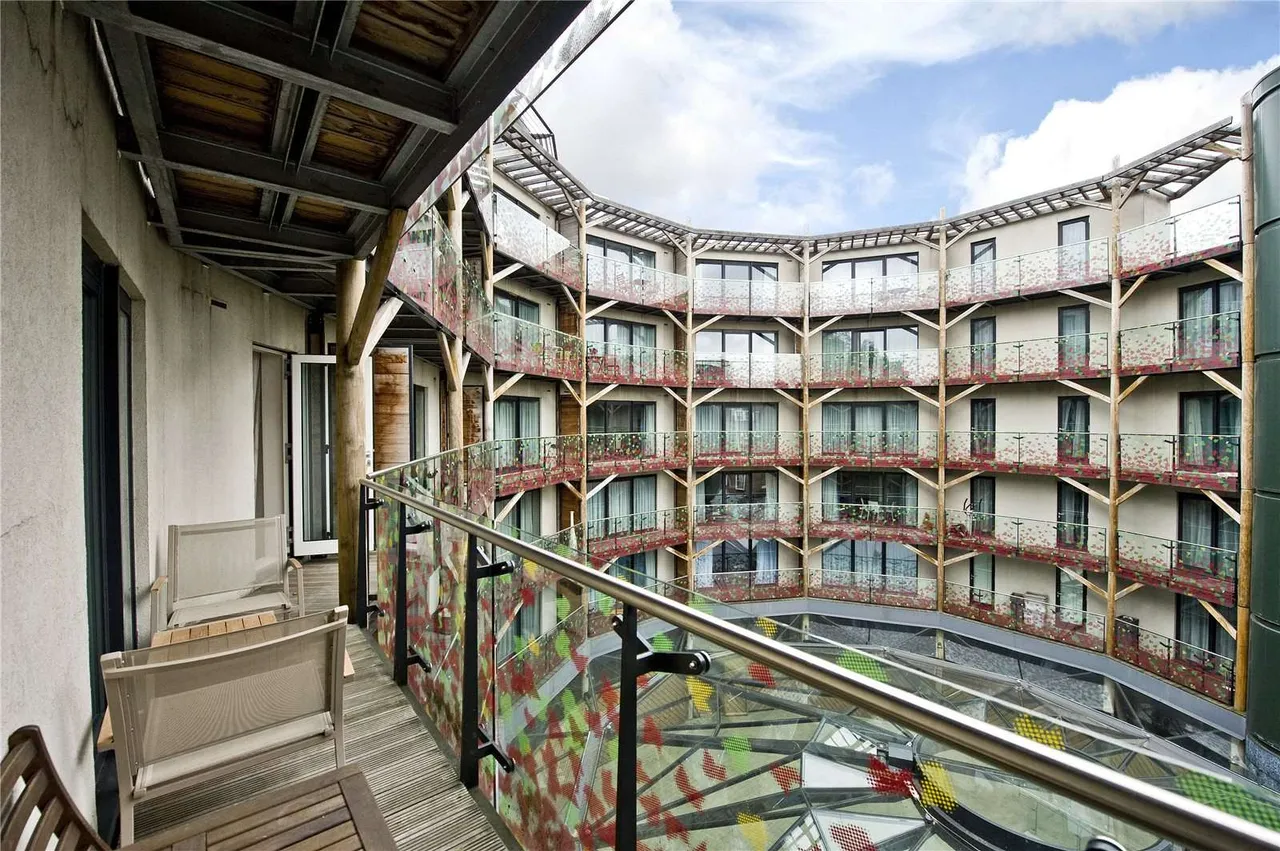 Islington Green, London, N1, photo 8