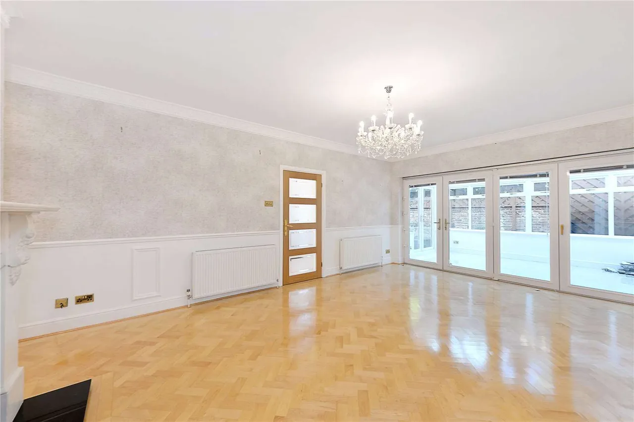 5 bed house to rent — Denning Close, St. John's Wood, London, NW8 9PJ