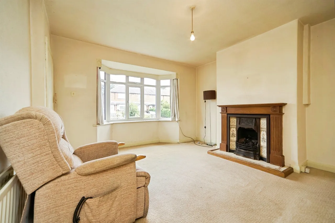 Swincar Avenue, Yeadon, LS19, photo 3