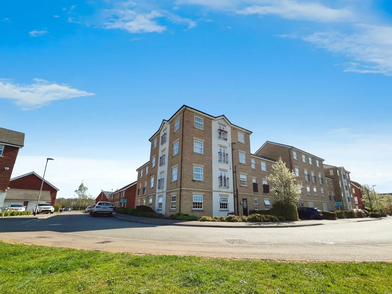 2 bed flat for sale, Wilks Road, Grantham, NG31