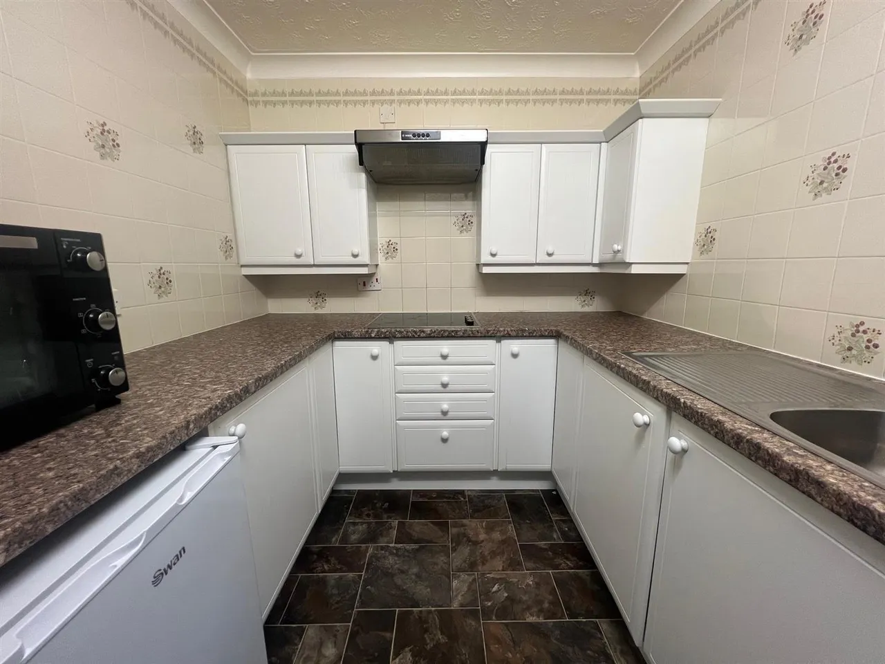 Worcester Road, Malvern, WR14, photo 3