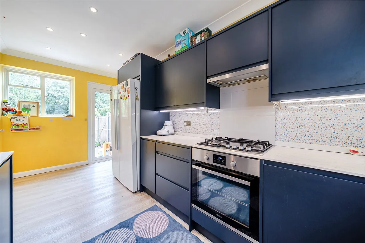 Parkfield Way, Bromley, BR2, photo 3