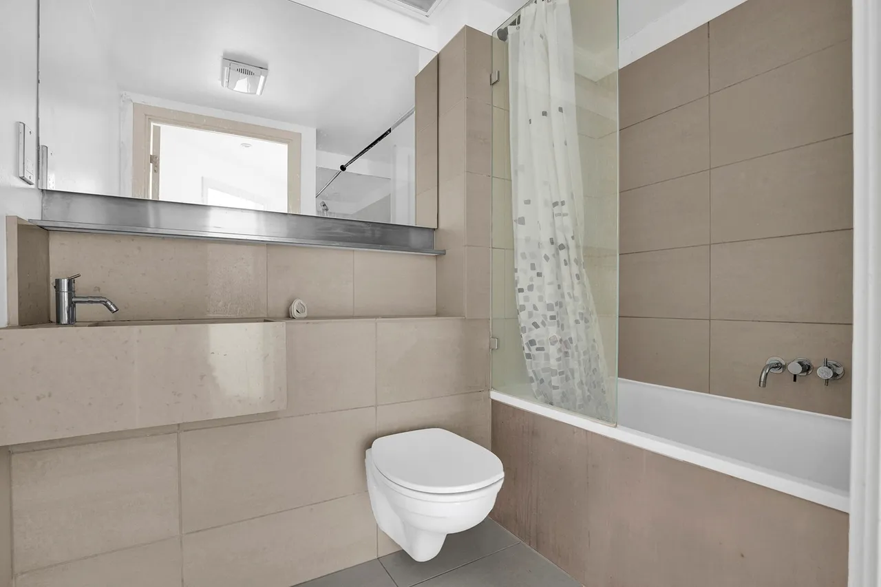 Flat 23, Naxos Building, 4 Hutchings Street, London, E14 8JR, photo 9