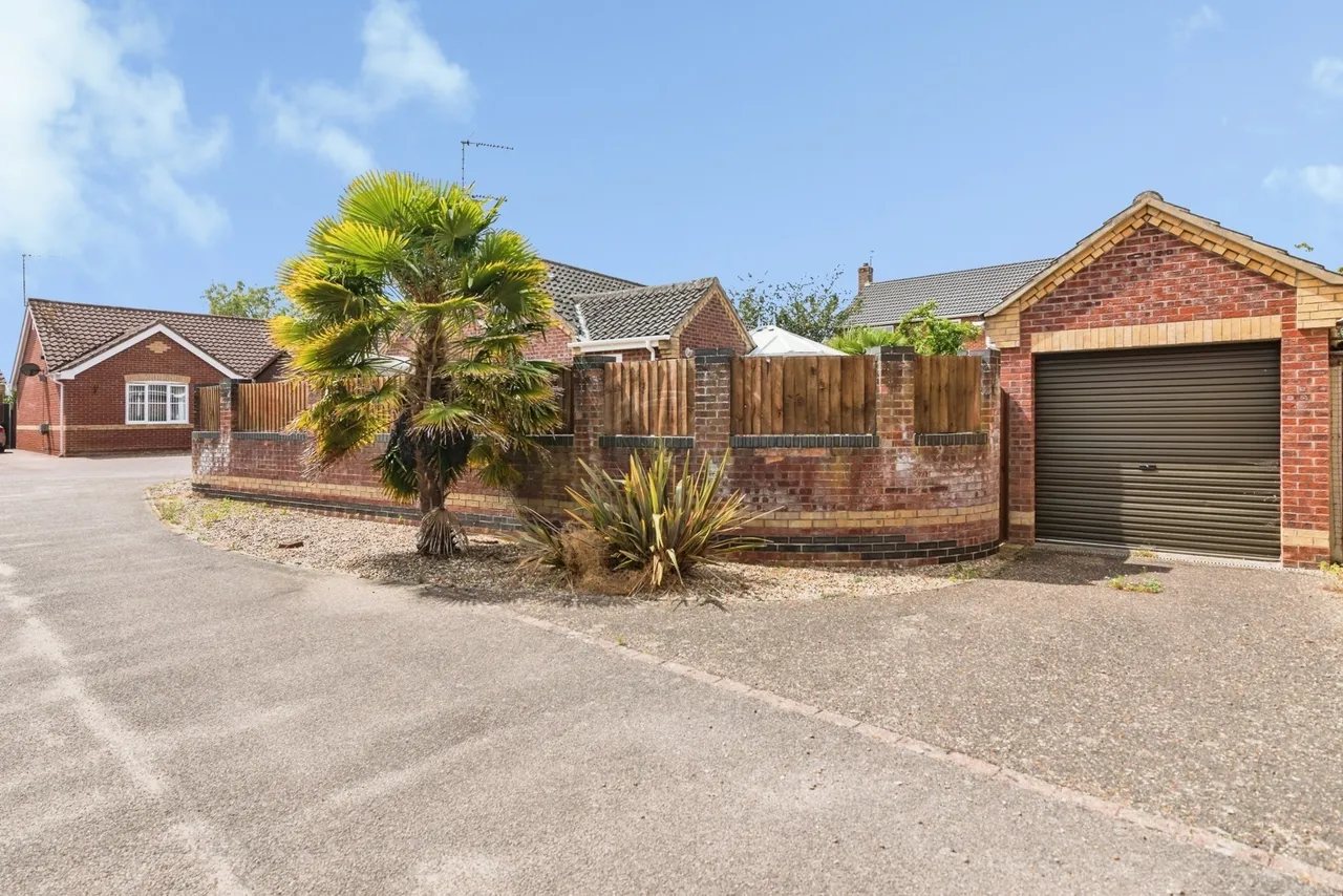 Willow Close, Worlingham, Beccles, Suffolk, NR34, photo 14