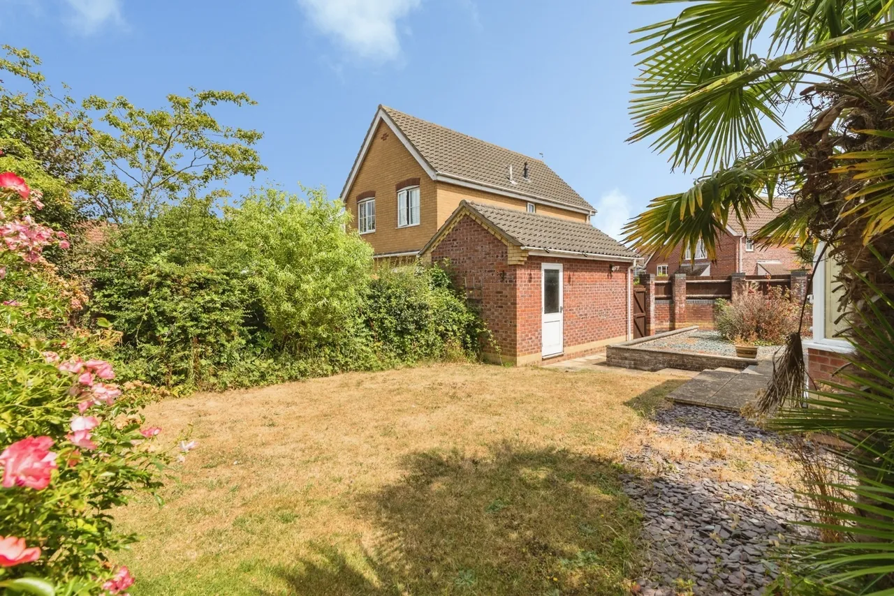 Willow Close, Worlingham, Beccles, Suffolk, NR34, photo 18