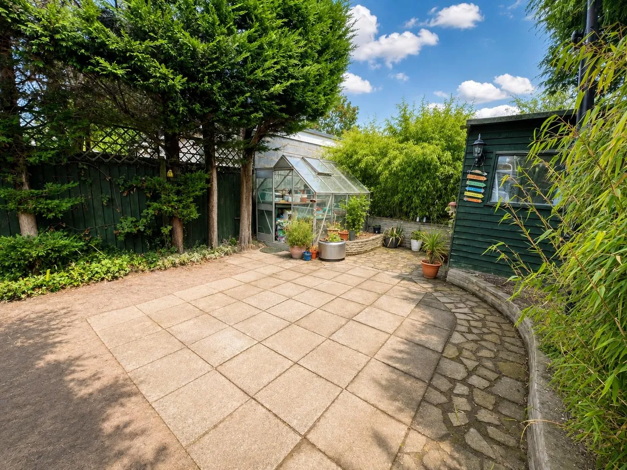 Laurel Avenue, Slough, SL3, photo 14