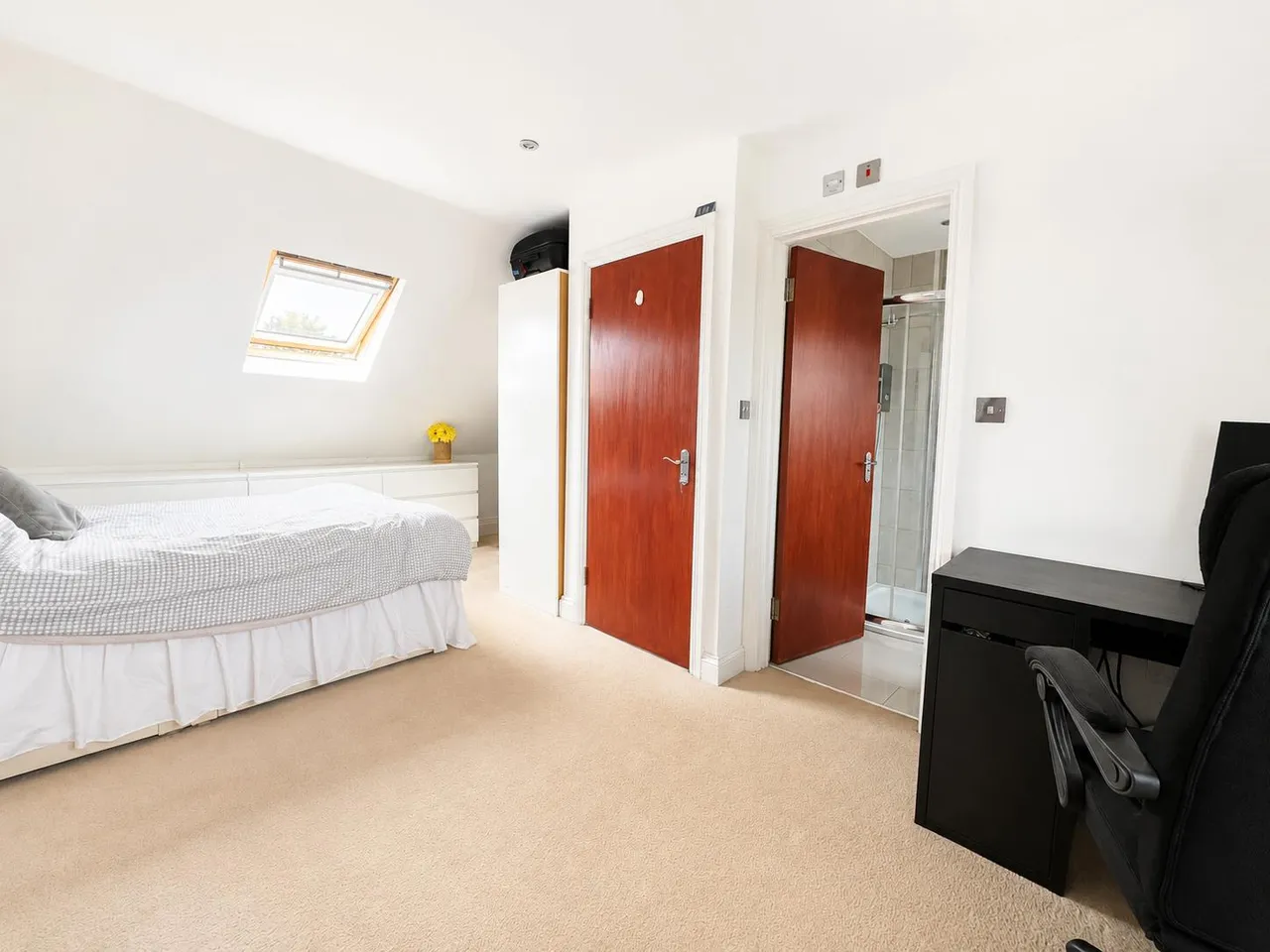 Laurel Avenue, Slough, SL3, photo 18