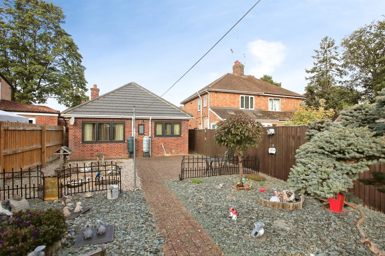 Caverstede Road, Peterborough, PE4, photo 13