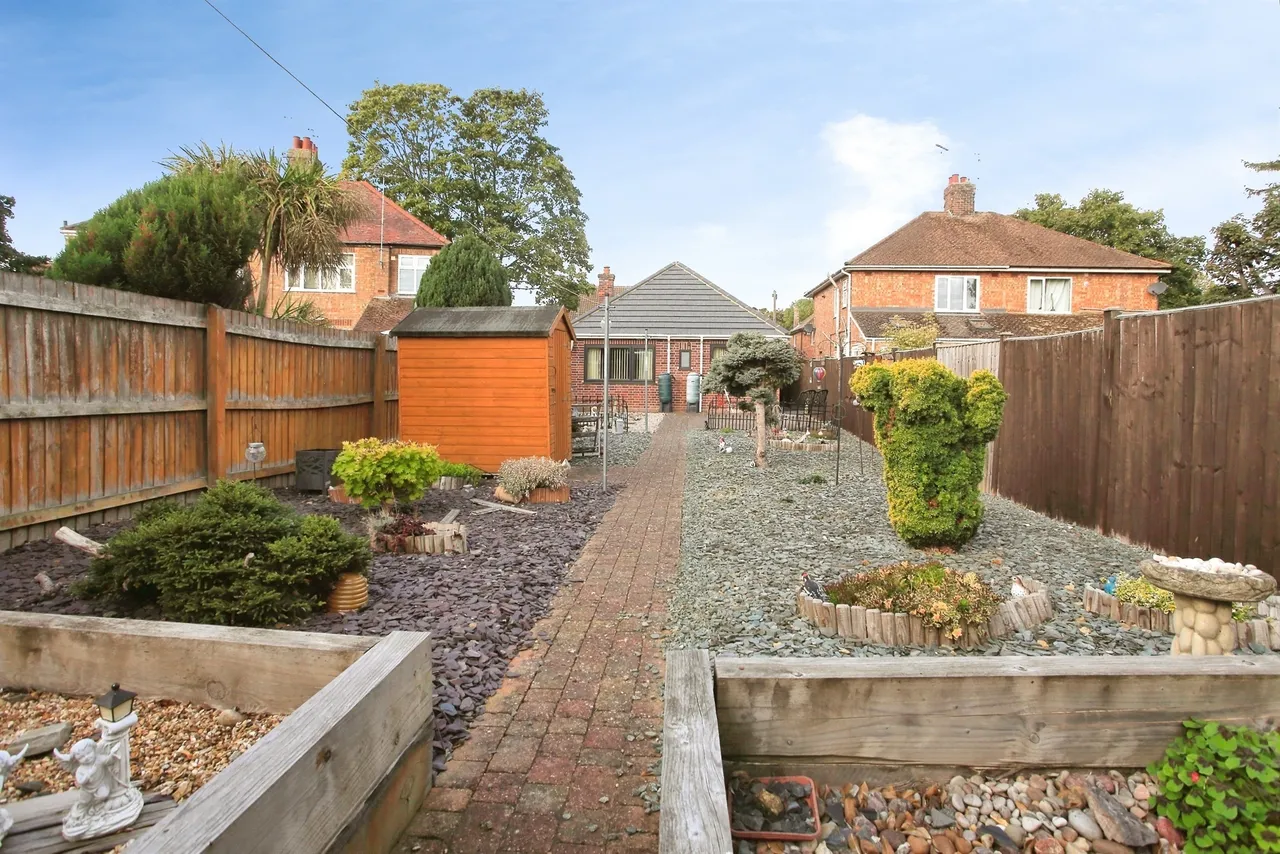 Caverstede Road, Peterborough, PE4, photo 12