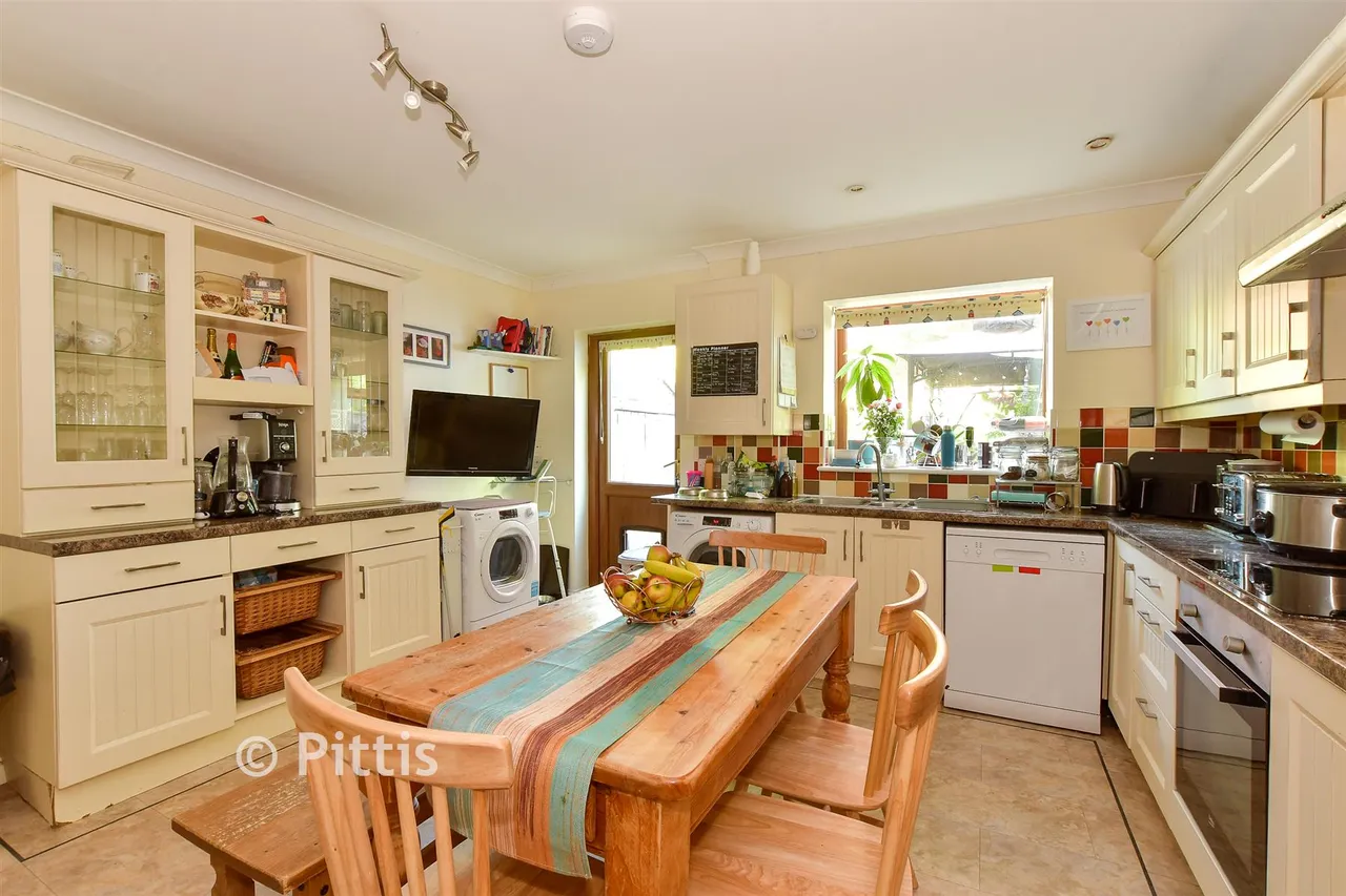 Westhill Road, Shanklin, PO37, photo 4