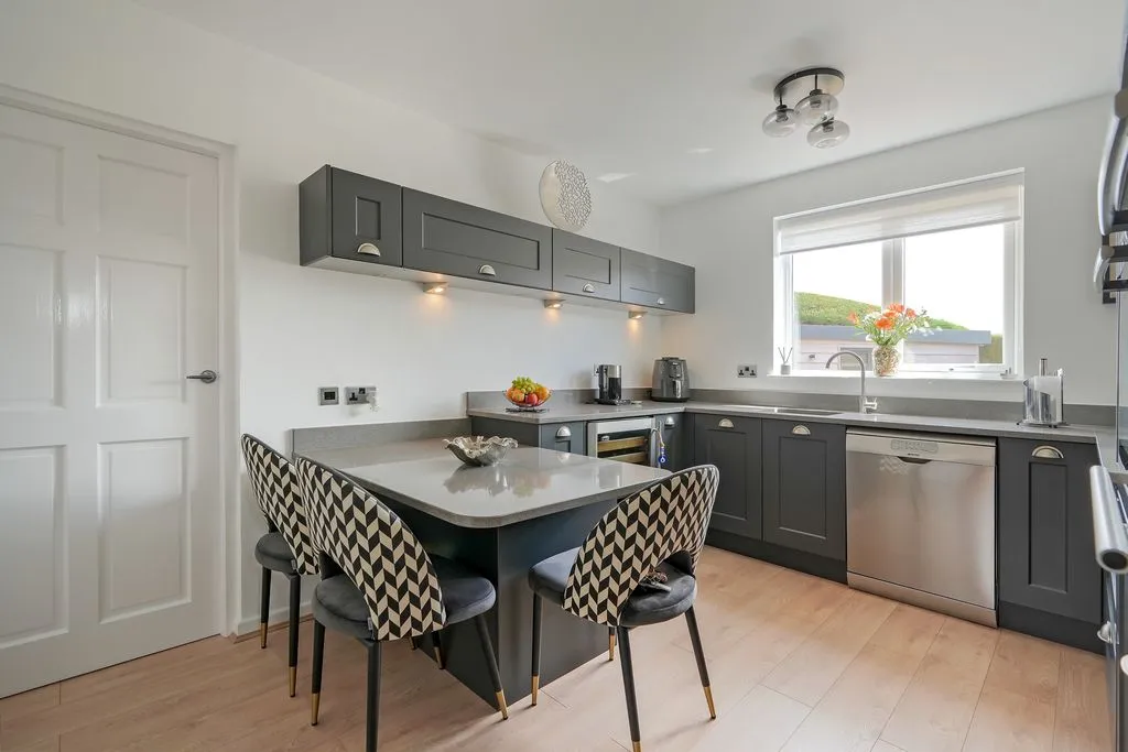 Shoreham Road, Moorgate, Rotherham S60, photo 4