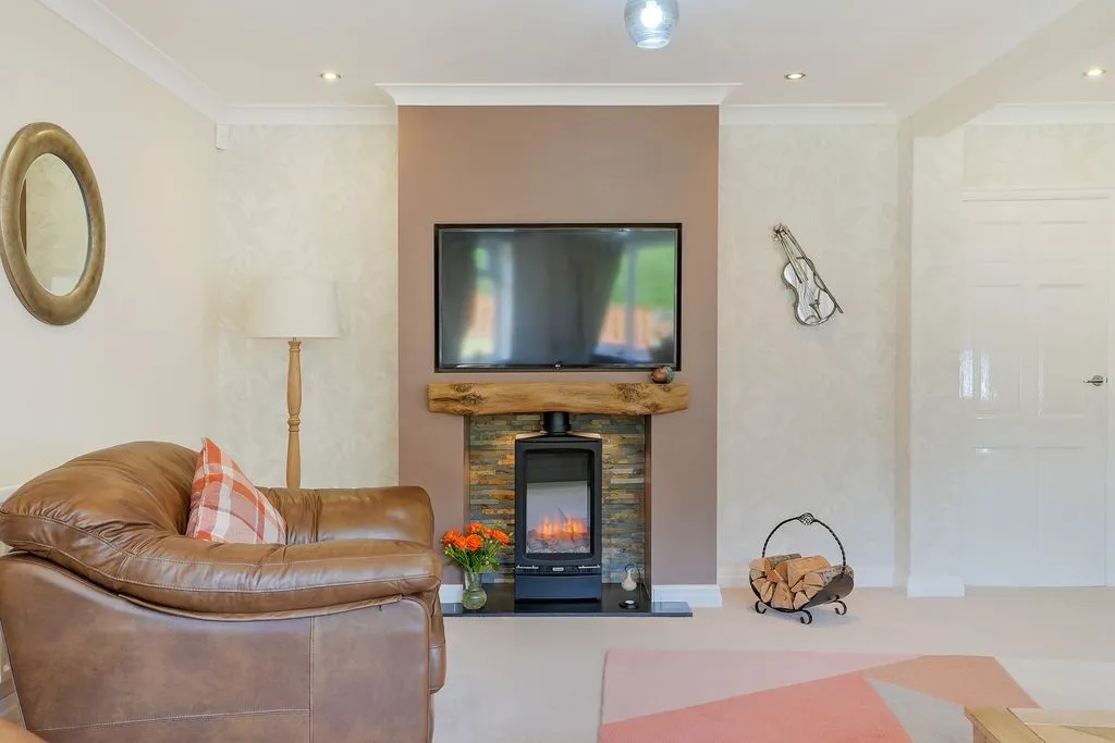 Shoreham Road, Moorgate, Rotherham S60, photo 9