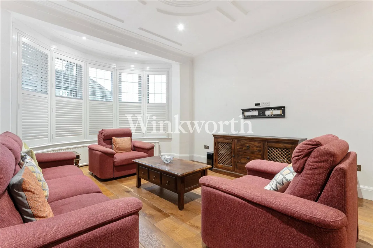 The Grove, London, N13, photo 4
