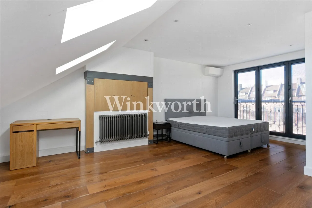 The Grove, London, N13, photo 19
