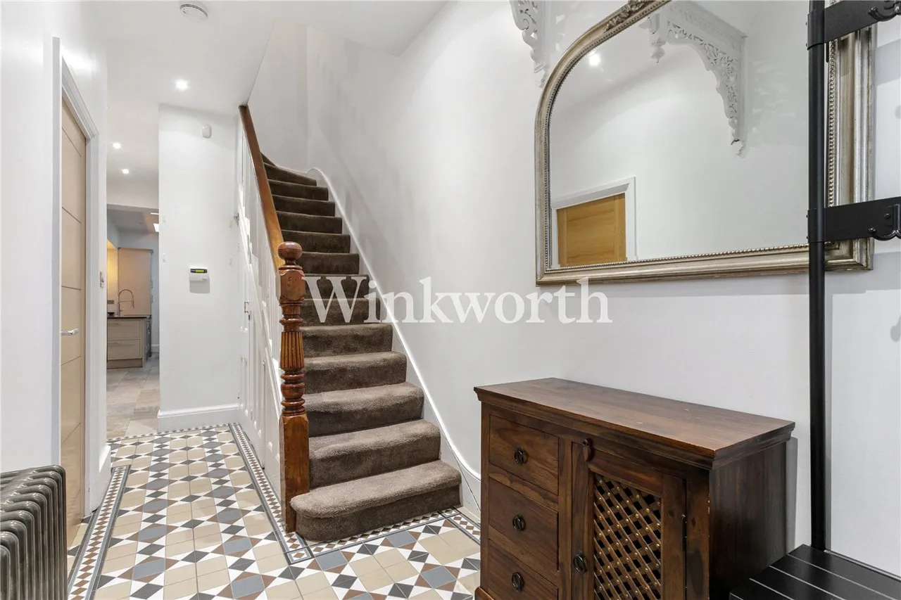 The Grove, London, N13, photo 12