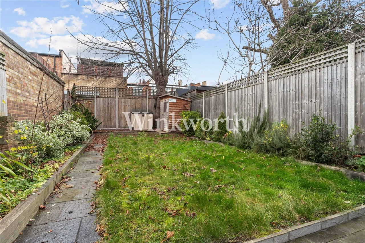 The Grove, London, N13, photo 21