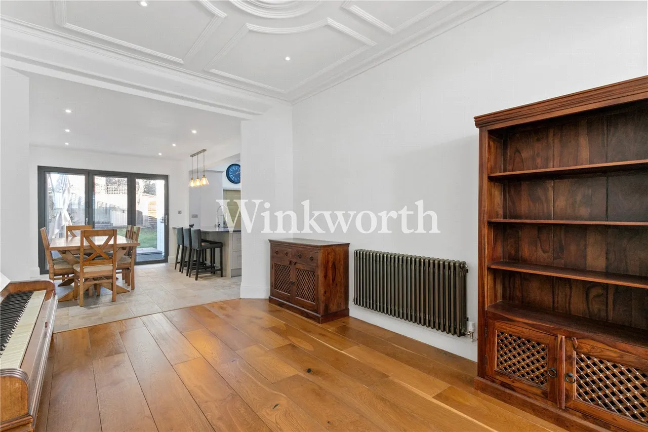 The Grove, London, N13, photo 5