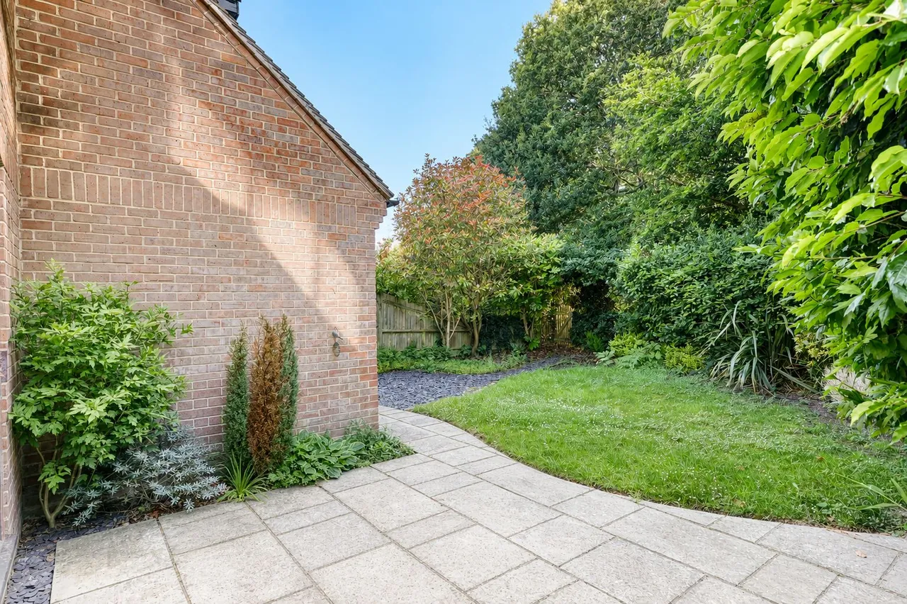 Lacey Drive, High Wycombe, HP14, photo 12