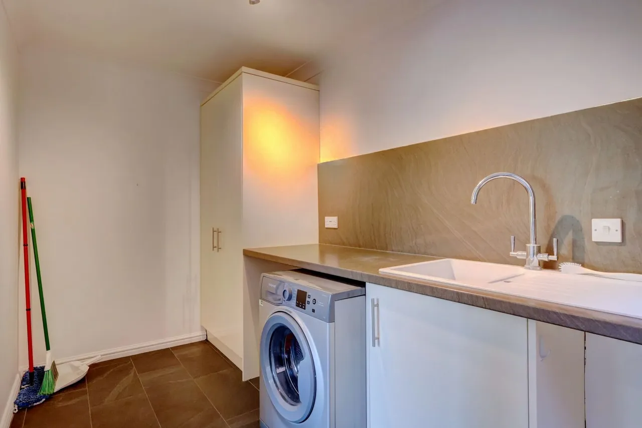 Lacey Drive, High Wycombe, HP14, photo 8