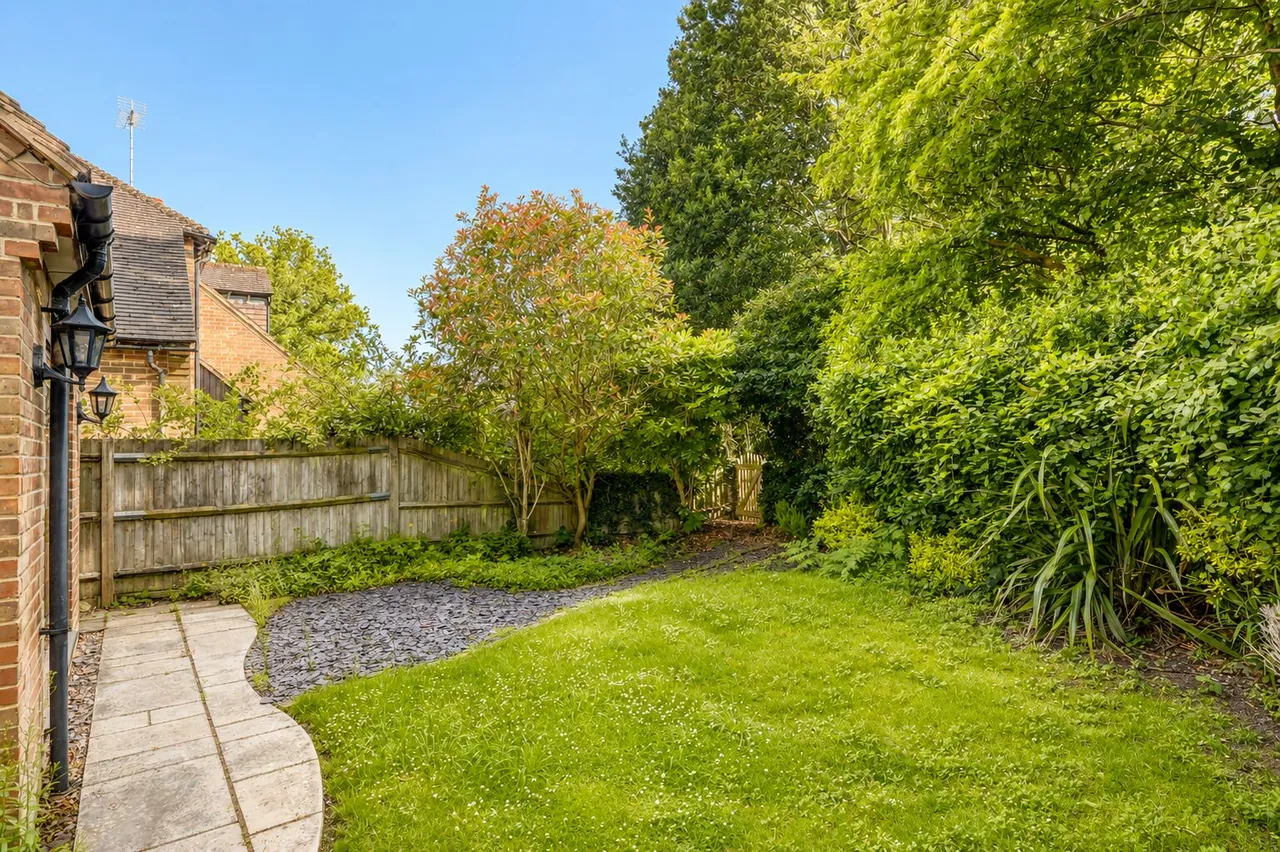 Lacey Drive, High Wycombe, HP14, photo 21