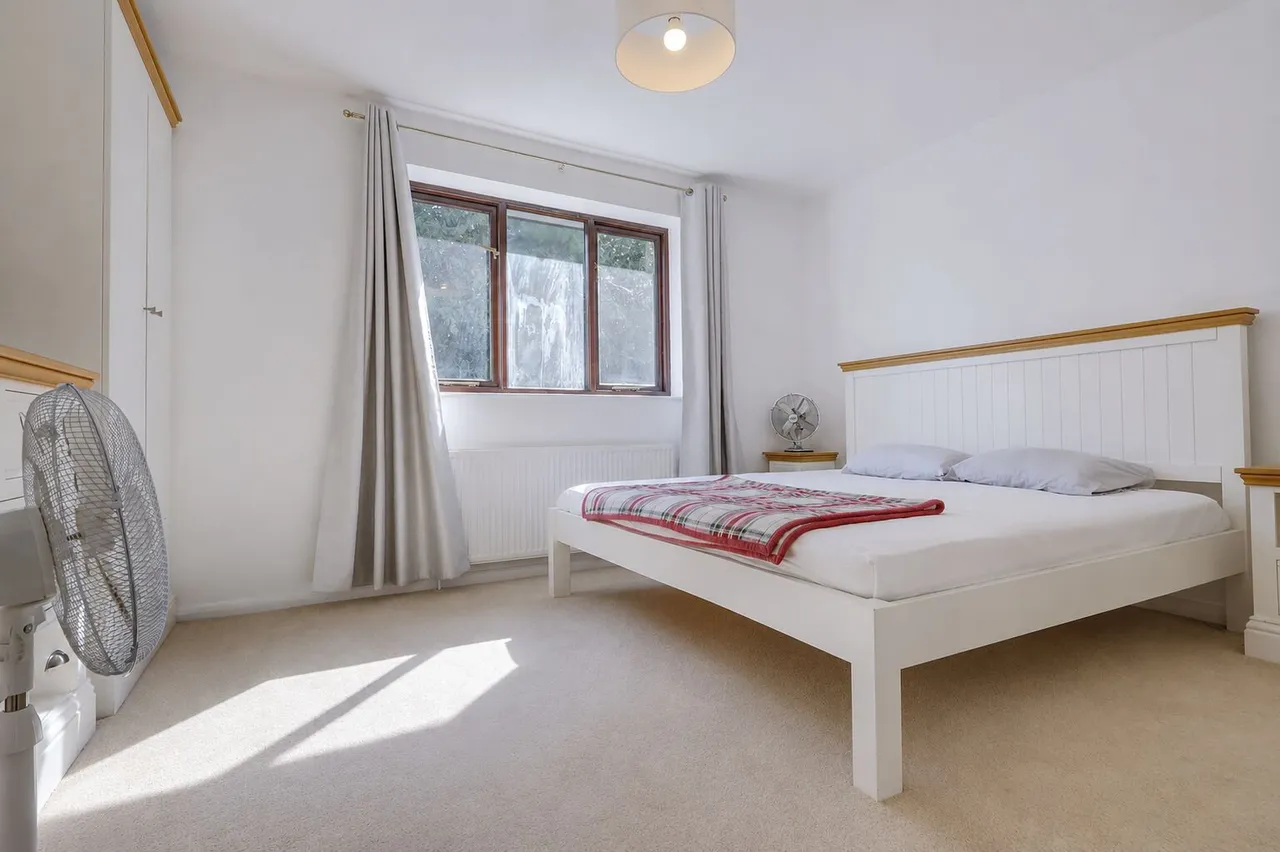 Lacey Drive, High Wycombe, HP14, photo 15