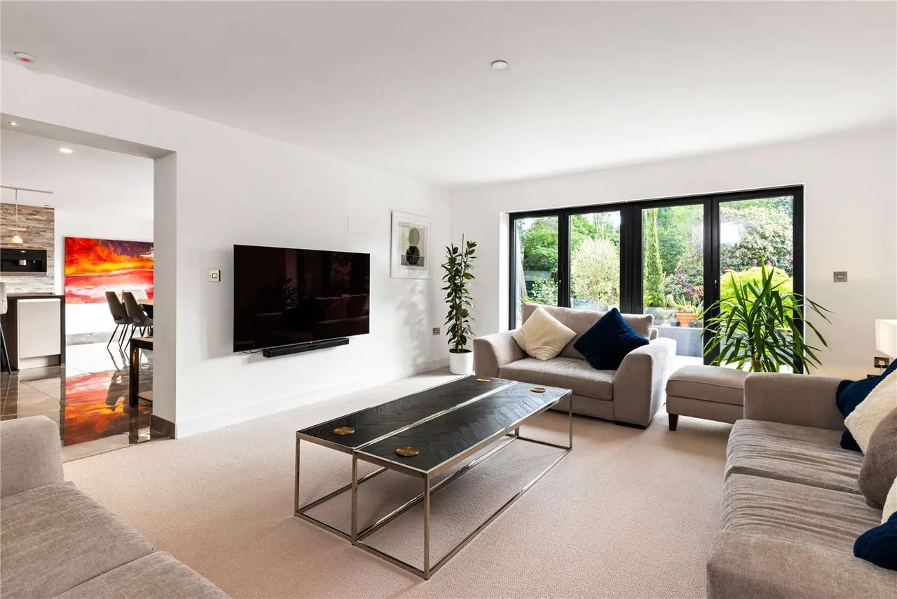 Maywood Drive, Camberley, GU15, photo 7
