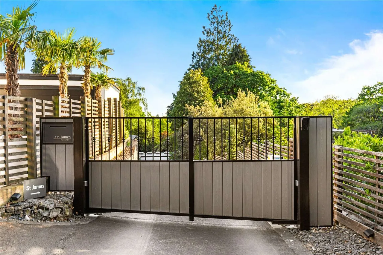Maywood Drive, Camberley, GU15, photo 22