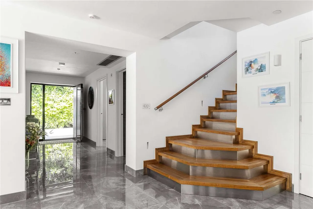 Maywood Drive, Camberley, GU15, photo 3